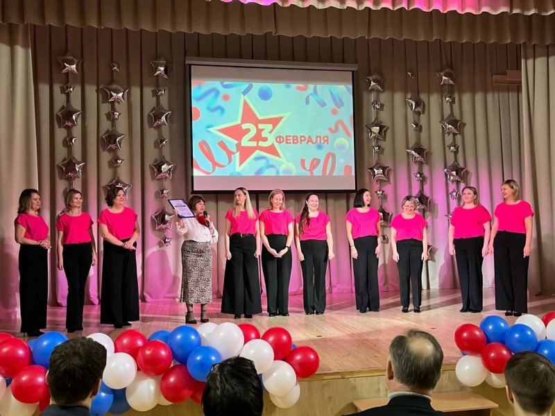 С праздником, наши защитники!.