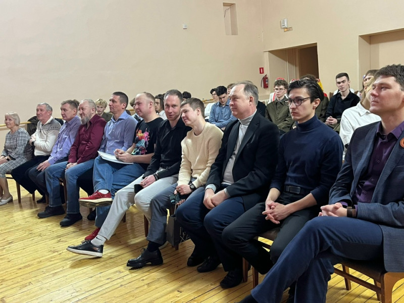 С праздником, наши защитники!.